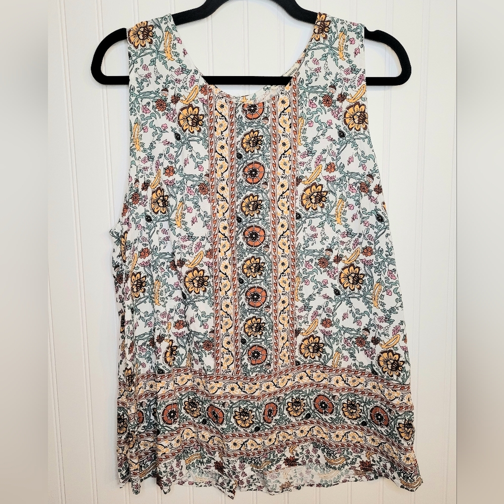 Christian Siriano Boho Floral Sleeveless Top With Button Back Size L